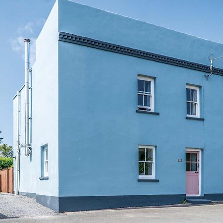 Angle Adventures - 4 Bedroom Cottage - Angle Exterior photo